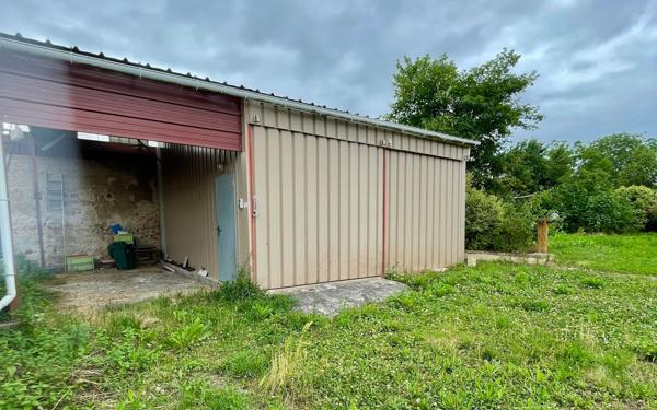 Maison à vendre    3 pièces • 90 m2 Saint-Léger-des-Vignes