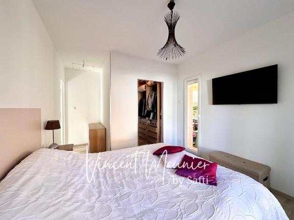 Maison 6 Chambres / Terrain 575 m2