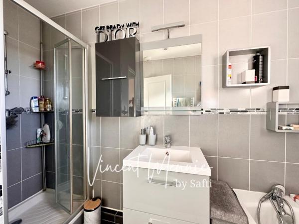 Maison 6 Chambres / Terrain 575 m2