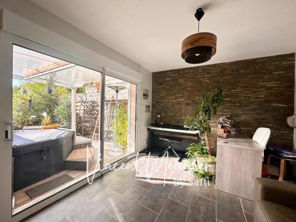 Maison 6 Chambres / Terrain 575 m2