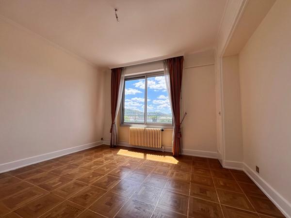 À LOUER ? Appartement 4 pièces de 89,38 m² ? Besançon Chaprais (Vue Citadelle)