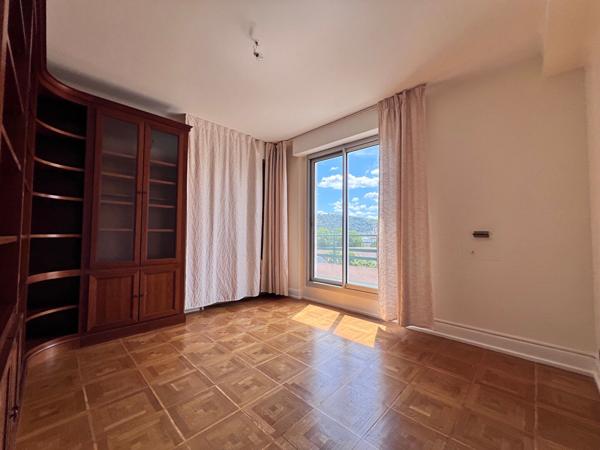 À LOUER ? Appartement 4 pièces de 89,38 m² ? Besançon Chaprais (Vue Citadelle)