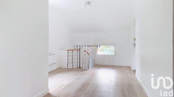 Duplex 2 pièces de 45 m² à Nogent-le-Roi (28210)