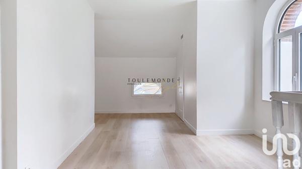 Duplex 2 pièces de 45 m² à Nogent-le-Roi (28210)