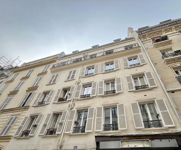 F2 de 31 m² Métro Brochant