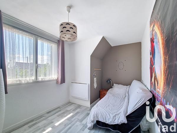 Maison à vendre 6 pièces 136 m² Paray-Vieille-Poste