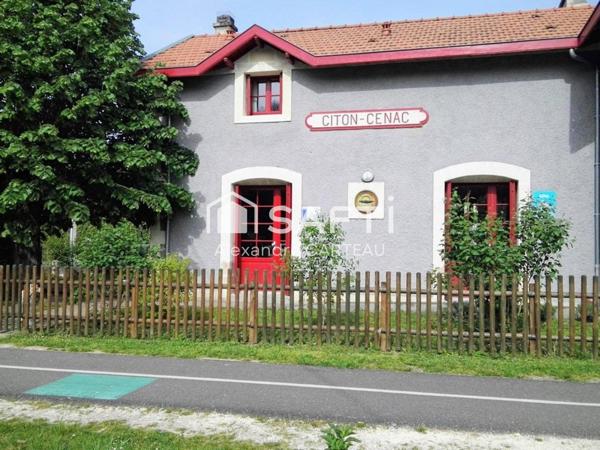 Joli terrain plat de 600 m²