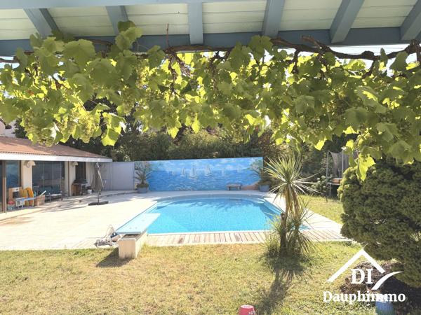 Maison de charme, piscine, pool-house, garage