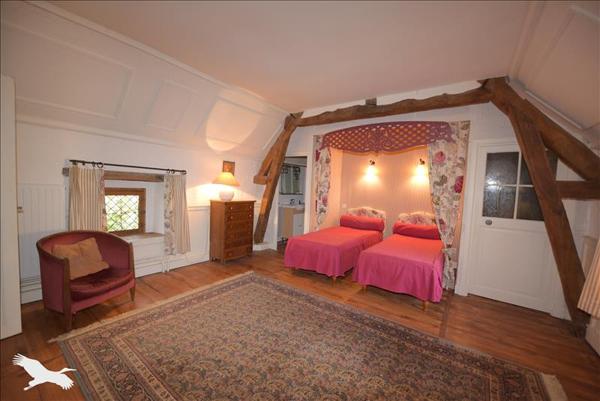 Maison à vendre |  Valaire |  16 pièces | 496 m²