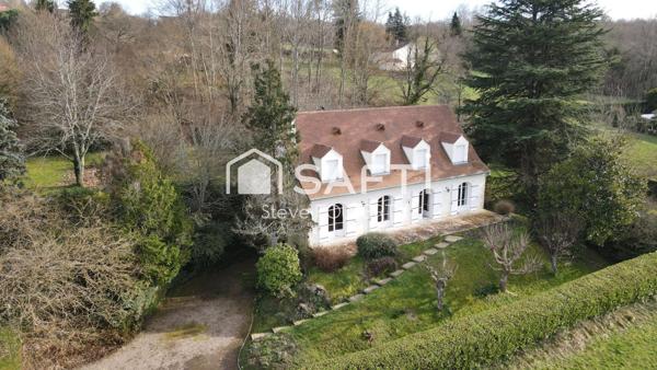 TRES BELLE PROPRIETE DE PLUS DE 200m2 SUR 5964m2