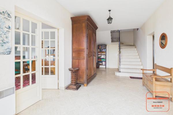 TRES BELLE PROPRIETE DE PLUS DE 200m2 SUR 5964m2