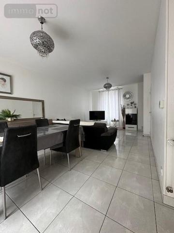 Maison à vendre à Saint-Barthélemy-d'Anjou dans le Maine-et-Loire (49124), ref : 49009-1271