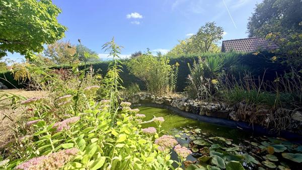 Vente                                                      Maison
                        
                     5 pièces                      200 m2                     à Aubigny-sur-Nère