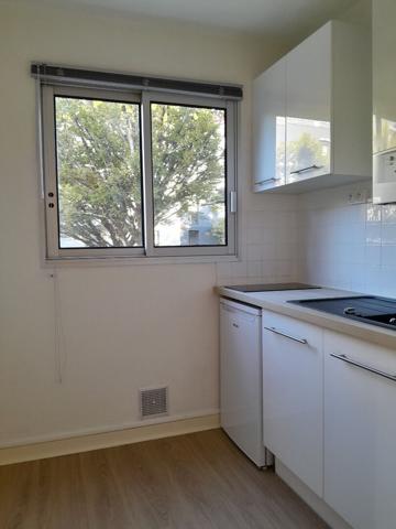 Appartement studio 31.06m² Boulevard Jules Verne NANTES - Parking