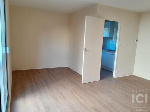 Appartement studio 31.06m² Boulevard Jules Verne NANTES - Parking