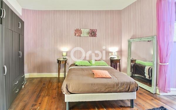 Maison à vendre    5 pièces •  Oloron-Sainte-Marie