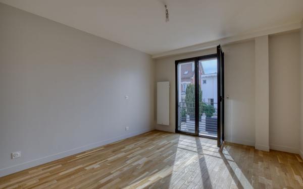 Maison à vendre    5 pièces •  Colombes