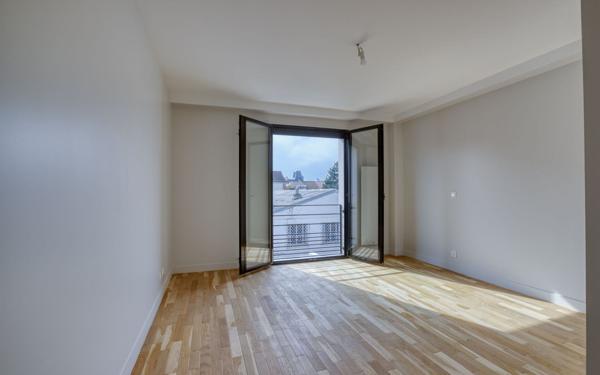 Maison à vendre    5 pièces •  Colombes