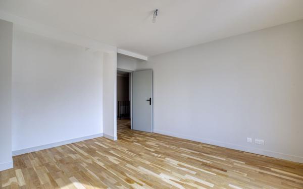 Maison à vendre    5 pièces •  Colombes