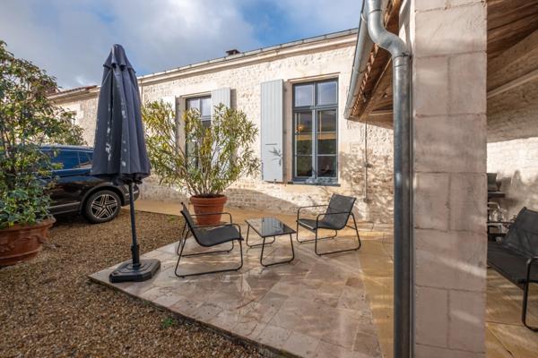 Maison à vendre 7 pièces LA JARRIE (17)