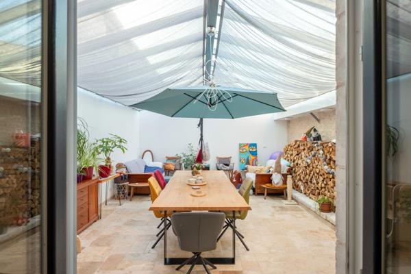 Maison à vendre 7 pièces LA JARRIE (17)