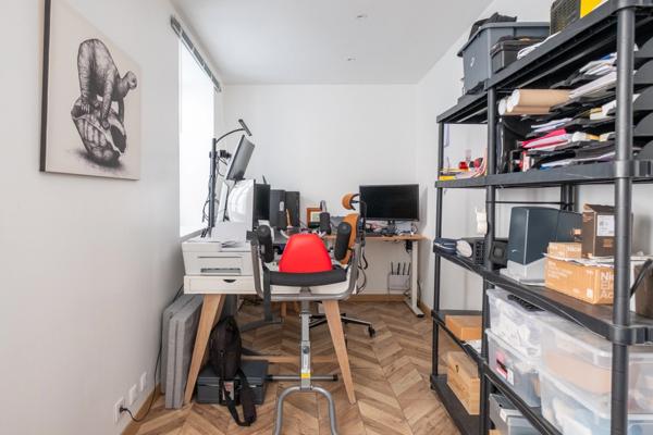 Maison à vendre 7 pièces LA JARRIE (17)