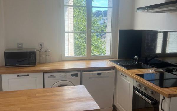 Appartement à louer    3 pièces •  Saint-Cyr-sur-Loire