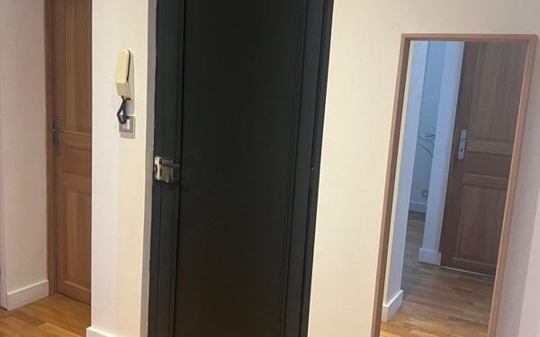 Appartement à louer    3 pièces •  Saint-Cyr-sur-Loire