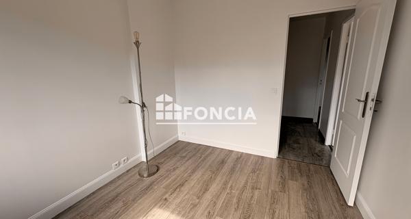 Location Appartement 4 pièces 78.41 m² - Evry 91000