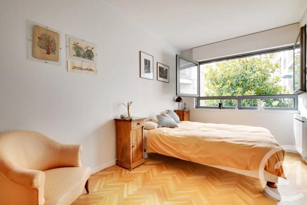 Appartement F3 à vendre  3 pièces - 91 m 2   PARIS  - 75020