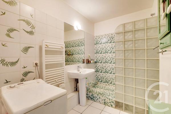 Appartement F3 à vendre  3 pièces - 91 m 2   PARIS  - 75020