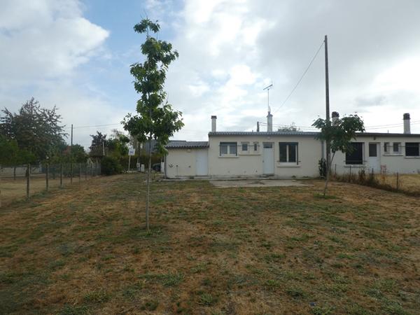 SANDILLON Maison F3 meublée refaite à neuf