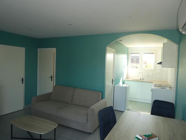 SANDILLON Maison F3 meublée refaite à neuf