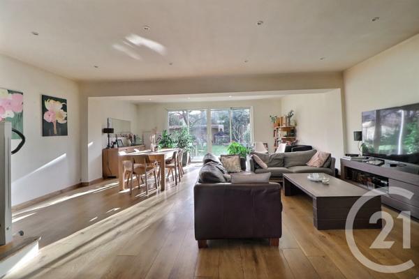 Maison à vendre  5 pièces - 135 m 2   ROMAINVILLE  - 93