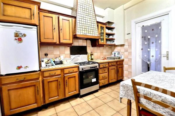 Maison à vendre  5 pièces - 135 m 2   ROMAINVILLE  - 93