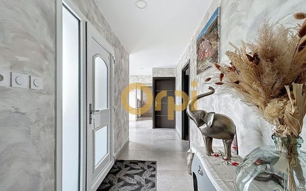 Maison à vendre    4 pièces • 186 m2 Bagnols-en-Forêt