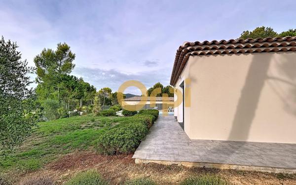 Maison à vendre    4 pièces • 186 m2 Bagnols-en-Forêt