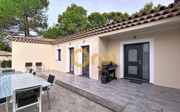 Maison à vendre    4 pièces • 186 m2 Bagnols-en-Forêt