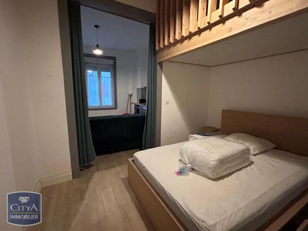 Appartement à louer 1 pièce 29.78m²