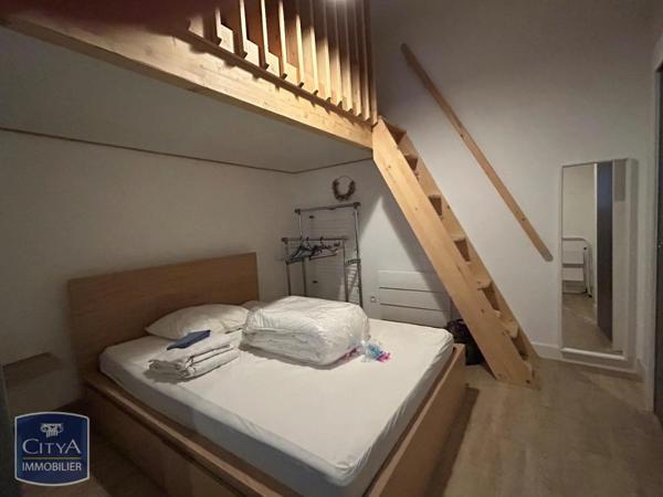 Appartement à louer 1 pièce 29.78m²