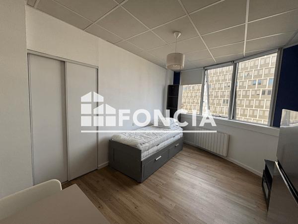 Location Studio meublé 20.32 m² - 23 RUE EDOUARD VAILLANT Tours 37000