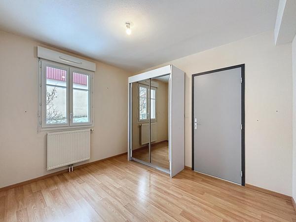 Appartement Récent + garage + cave