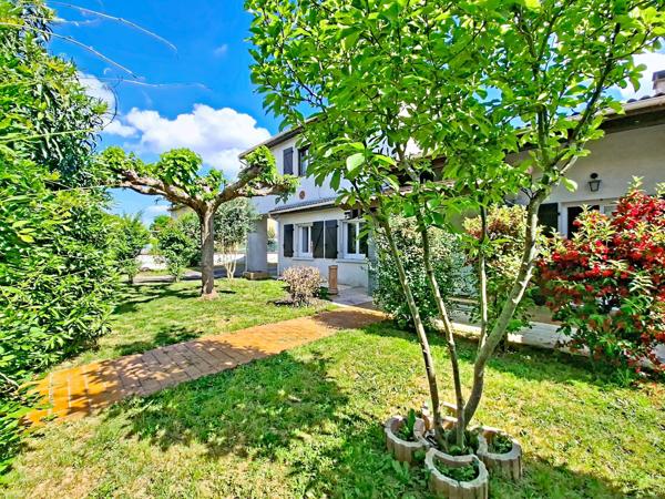 Maison 178 m² comprenant un T2 sur une parcelle de 630 m² DPE A