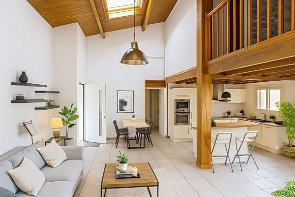 Maison 178 m² comprenant un T2 sur une parcelle de 630 m² DPE A