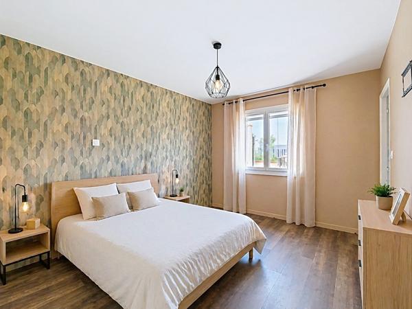 Maison 178 m² comprenant un T2 sur une parcelle de 630 m² DPE A