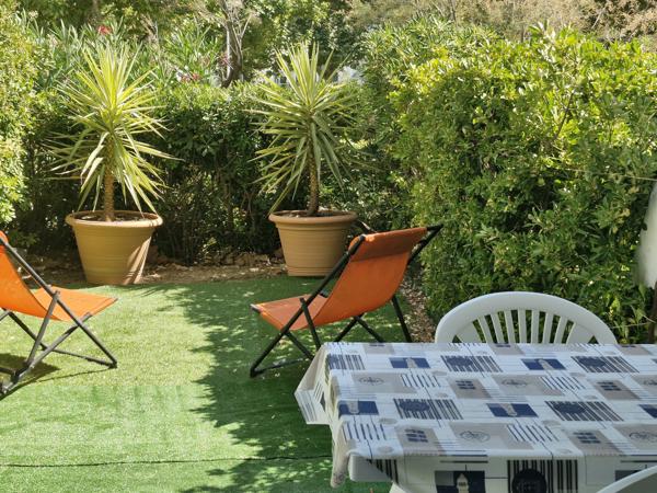 Rez-de-jardin moderne, véritable coin de verdure à deux pas de la plage La Grande-Motte (34280)