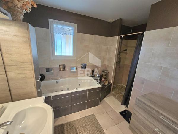 Maison Beaupouyet 8 pièce(s) 155,33 m2