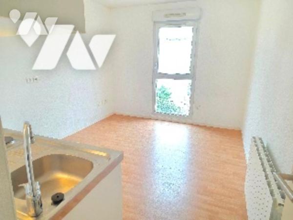 VILLEURBANNE. STUDIO CROIX LUIZET.