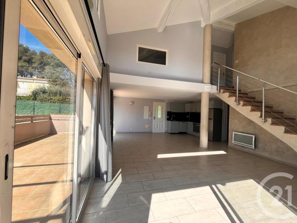 Appartement F4 à vendre  5 pièces - 89 m2 ST CYR SUR MER - 83