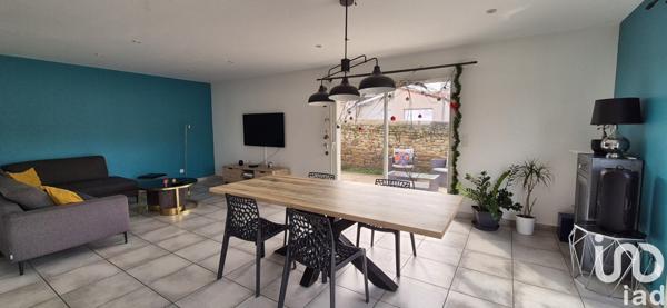 Maison traditionnelle 5 pièces de 105 m² à Saint-Chamond (42400)